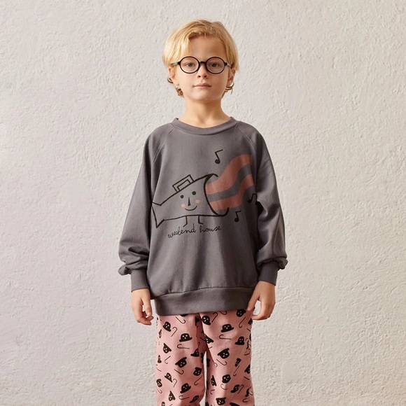 WEEKEND HOUSE KIDS Grey Sound Sweatshirt with Pockets - Size 7/8 - Picture 2 of 7